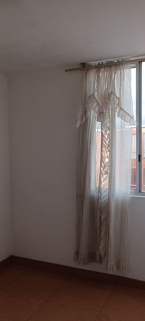 Apartamento de 3 alcobas en venta en Cr. Azafran, Soacha, 57 m² · foto 13 de 15
