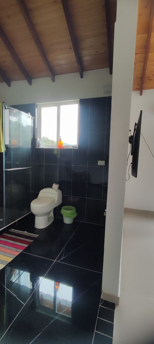 Casa de 3 alcobas en venta en La Españolita, Piedecuesta · foto 14 de 24