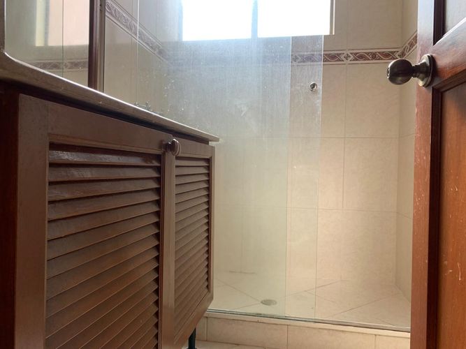Apartamento de 3 alcobas en arriendo en Los Balsos, Medellín, 147 m² · foto 12 de 16
