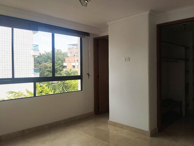 Apartamento de 2 alcobas en arriendo en Asomadera No.2, Medellín, 150 m² · foto 13 de 17