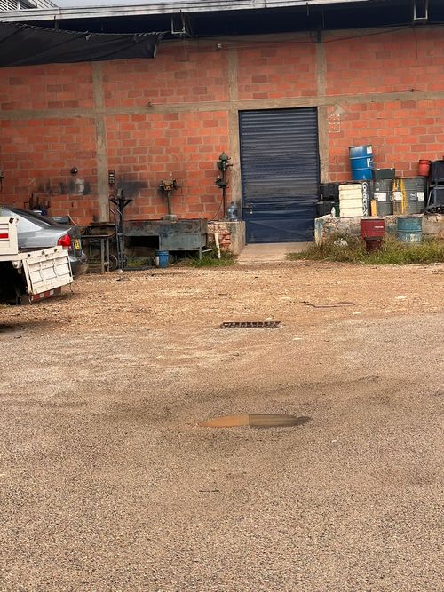 Bodega en venta en Ub. Vegas De Villamizar, Bucaramanga, 705 m² · foto 7 de 13