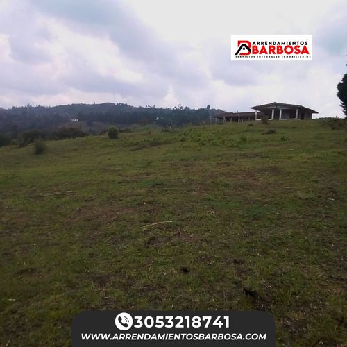 Lote en venta en Guarne, 24400 m² · foto 2 de 5