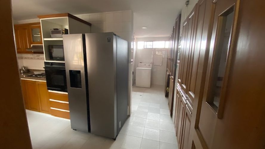 Apartamento de 5 alcobas en venta en Cabecera Del Llano, Bucaramanga, 185 m² · foto 6 de 24