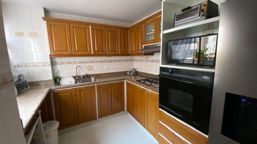 Apartamento de 5 alcobas en venta en Cabecera Del Llano, Bucaramanga, 185 m² · foto 7 de 24