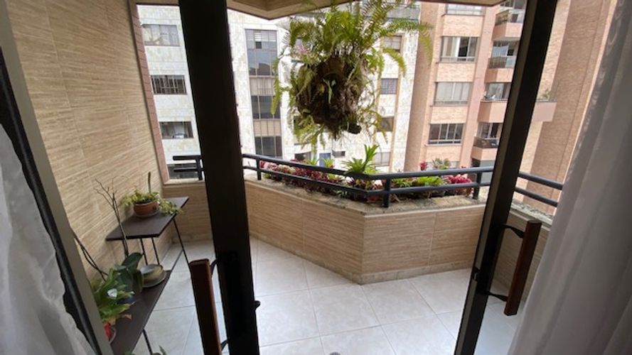 Apartamento de 5 alcobas en venta en Cabecera Del Llano, Bucaramanga, 185 m² · foto 22 de 24