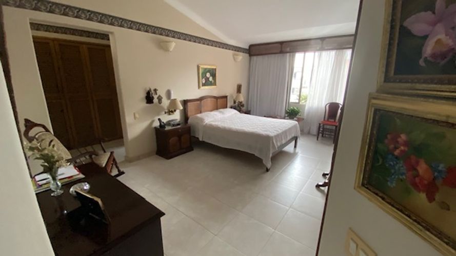 Apartamento de 5 alcobas en venta en Cabecera Del Llano, Bucaramanga, 185 m² · foto 23 de 24