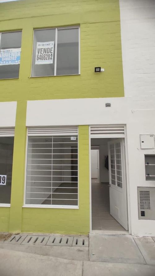 Local en arriendo en Ricaurte, 20 m² · foto 2 de 6