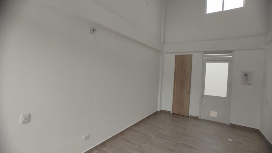 Local en arriendo en Ricaurte, 20 m² · foto 3 de 6