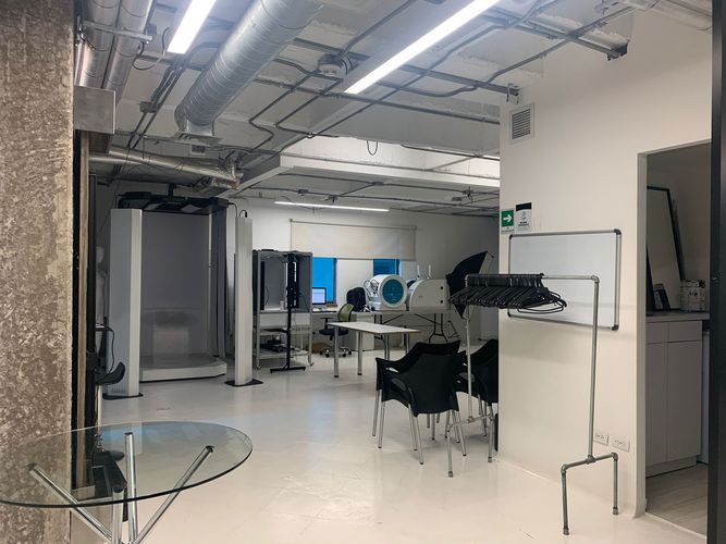 Oficina en arriendo en La Aguacatala, Medellín, 140 m² · foto 2 de 12