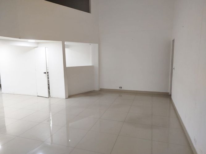 Local en arriendo en San Diego, Medellín, 54 m² · foto 3 de 14