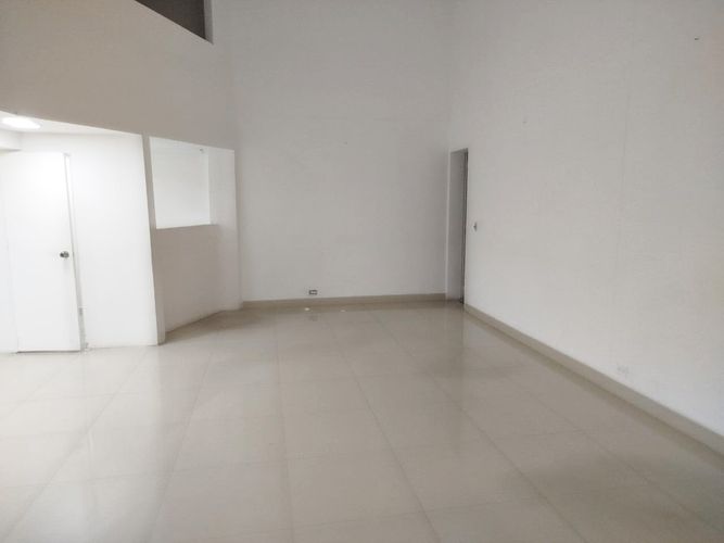 Local en arriendo en San Diego, Medellín, 54 m² · foto 6 de 14