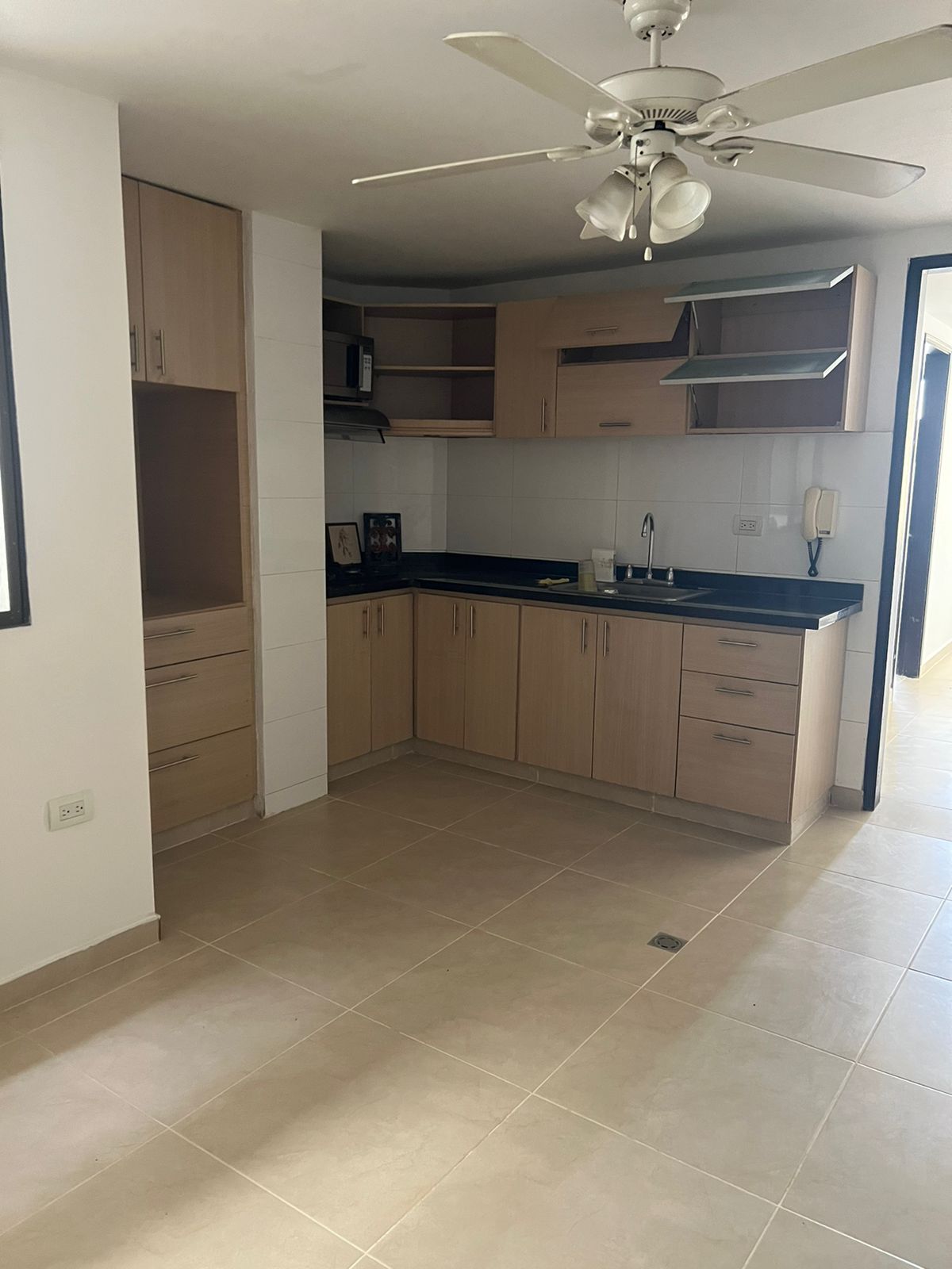 Apartamento en venta en El Golf, Barranquilla · foto 3 de 9