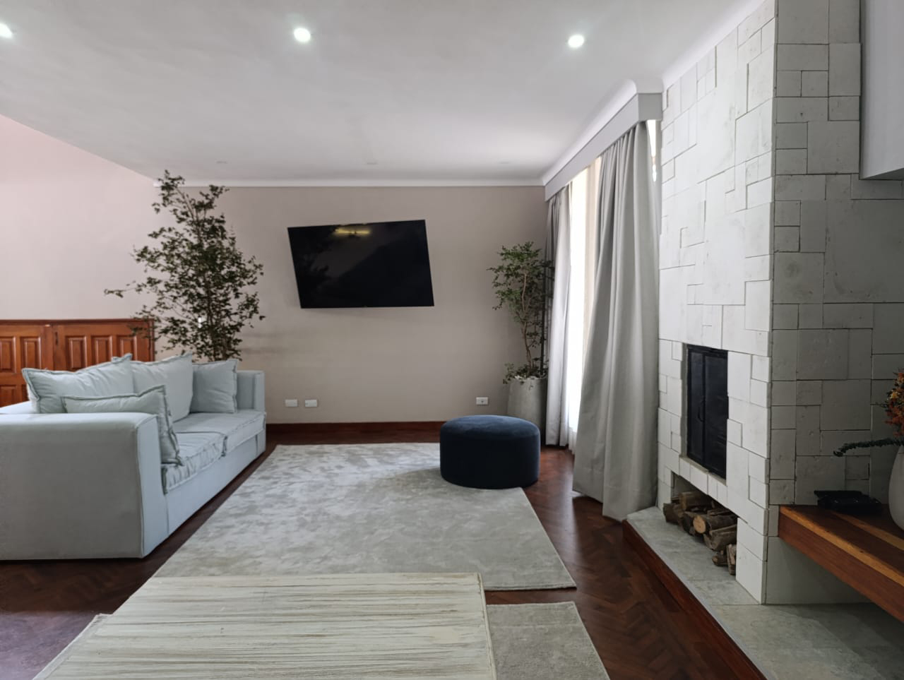 Casa en arriendo en El Tesoro, Medellín · foto 2 de 20