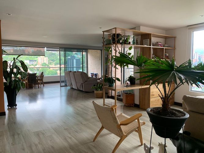 Apartamento de 2 alcobas en arriendo en El Poblado, Medellín, 163 m² · foto 5 de 18