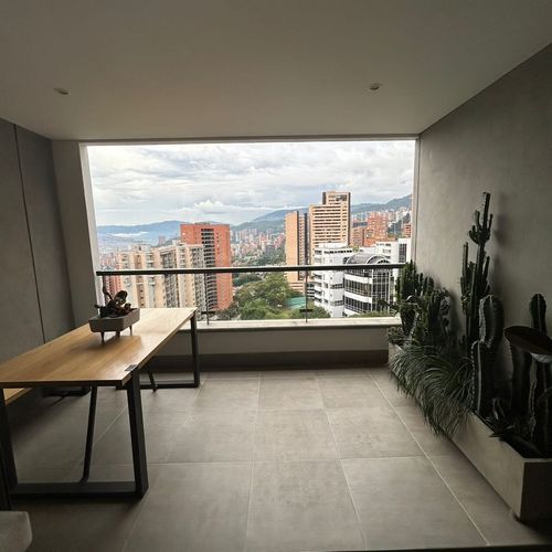 Apartamento en venta en El Poblado, Medellín · foto 3 de 7