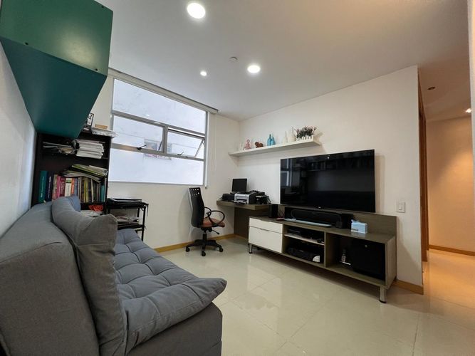 Apartamento de 3 alcobas en venta en Castropol, Medellín, 127 m² · foto 5 de 11