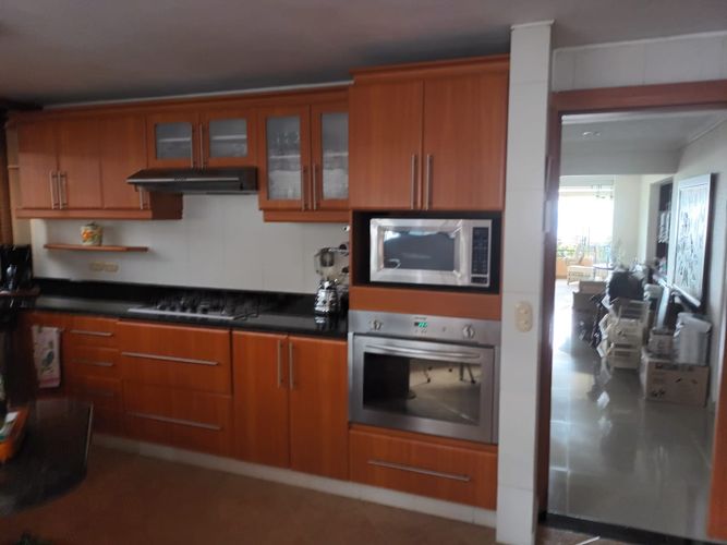 Apartamento de 4 alcobas en venta en Jardin, Bucaramanga, 240 m² · foto 8 de 24