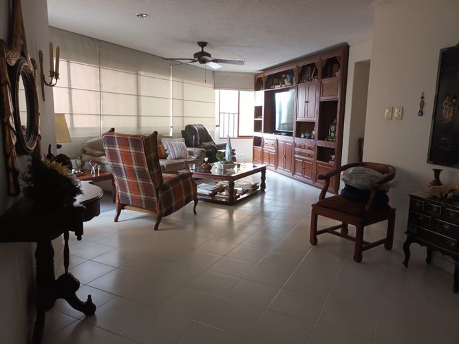 Apartamento de 4 alcobas en venta en Jardin, Bucaramanga, 240 m² · foto 12 de 24