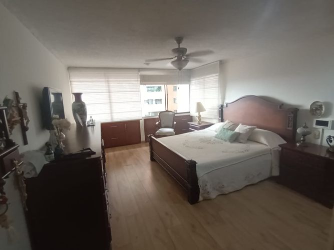Apartamento de 4 alcobas en venta en Jardin, Bucaramanga, 240 m² · foto 23 de 24