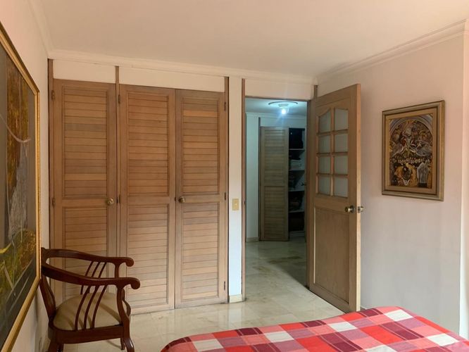 Apartamento de 3 alcobas en venta en Los Balsos No.2, Medellín, 164 m² · foto 13 de 15