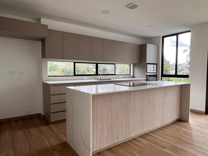 Apartamento de 2 alcobas en venta en El Porvenir, Rionegro, 107 m² · foto 3 de 13