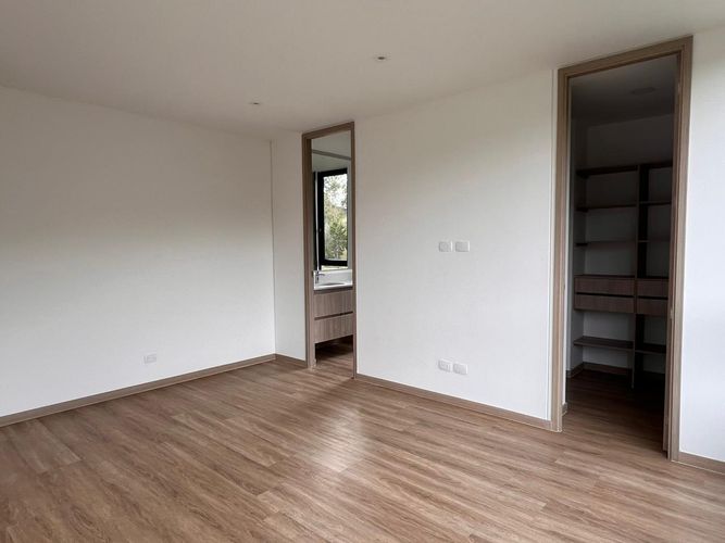 Apartamento de 2 alcobas en venta en El Porvenir, Rionegro, 107 m² · foto 8 de 13