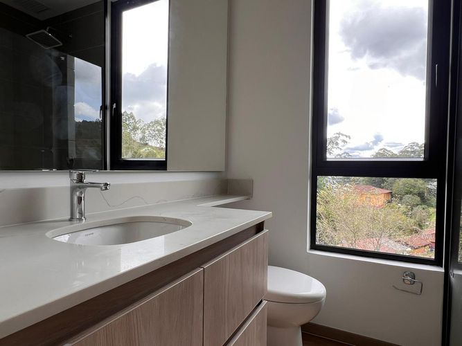 Apartamento de 2 alcobas en venta en El Porvenir, Rionegro, 107 m² · foto 11 de 13