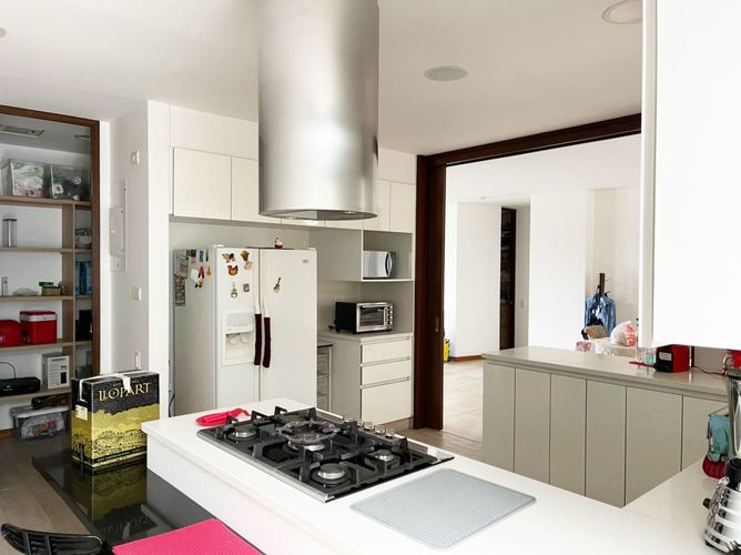 Apartamento de 3 alcobas en arriendo en El Diamante 2, Medellín, 274 m² · foto 7 de 18