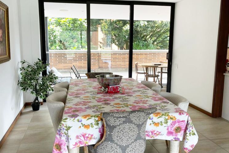 Apartamento de 3 alcobas en arriendo en El Diamante 2, Medellín, 274 m² · foto 13 de 18