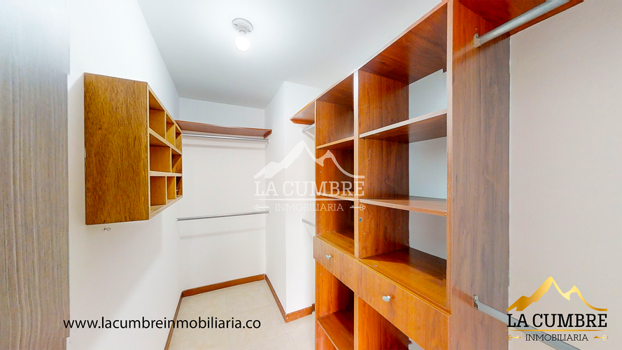 Apartamento en arriendo en Milla De Oro, Medellín · foto 11 de 12
