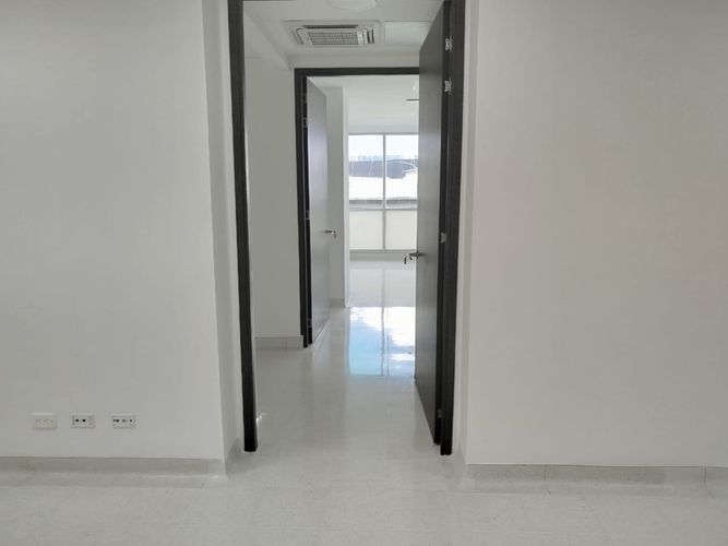 Consultorio en arriendo en San Diego, Medellín, 49 m² · foto 10 de 14