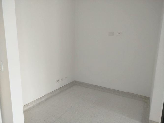 Consultorio en arriendo en San Diego, Medellín, 72 m² · foto 6 de 13