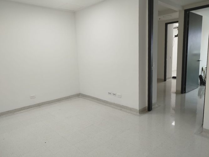 Consultorio en arriendo en San Diego, Medellín, 72 m² · foto 8 de 13