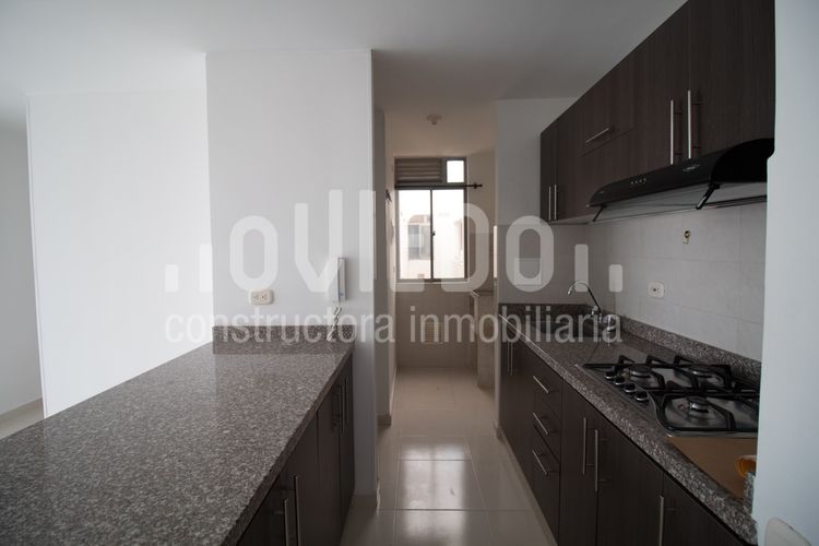 Apartamento de 3 alcobas en venta en Reserva De La Loma, Piedecuesta, 60 m² · foto 3 de 8