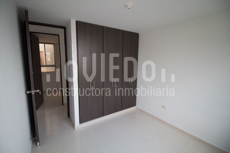 Apartamento de 3 alcobas en venta en Reserva De La Loma, Piedecuesta, 60 m² · foto 4 de 8