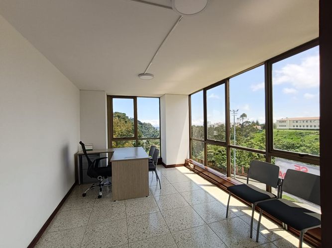 Oficina en venta en Milan, Manizales, 200 m² · foto 13 de 20
