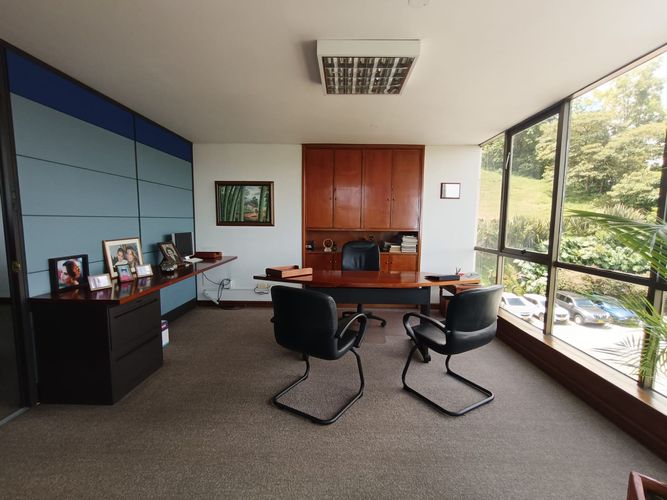 Oficina en venta en Milan, Manizales, 200 m² · foto 20 de 20