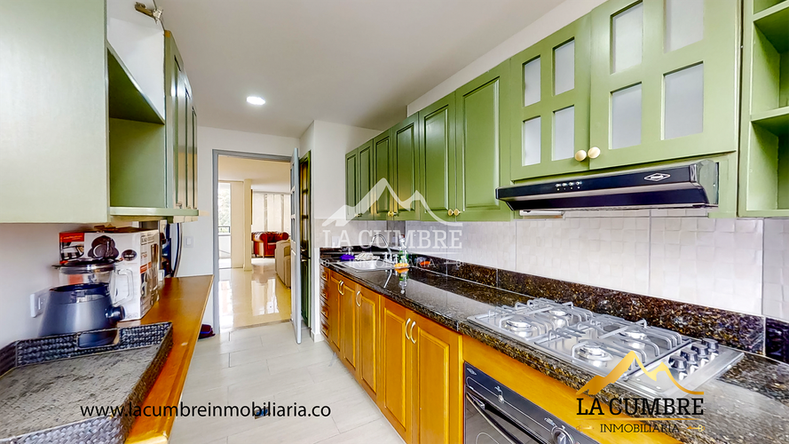 Apartamento de 3 alcobas en arriendo en La Florida, Medellín, 163 m² · foto 8 de 14
