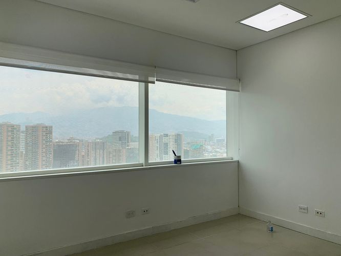 Oficina en arriendo en Manila, Medellín, 96 m² · foto 6 de 10