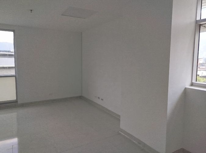 Consultorio en arriendo en San Diego, Medellín, 49 m² · foto 9 de 12