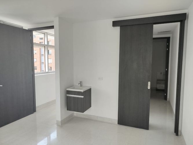 Consultorio en arriendo en San Diego, Medellín, 49 m² · foto 11 de 12