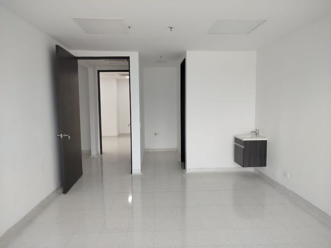 Consultorio en arriendo en San Diego, Medellín, 49 m² · foto 6 de 12
