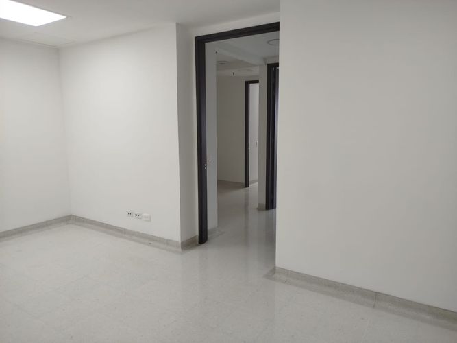 Consultorio en arriendo en San Diego, Medellín, 49 m² · foto 7 de 12