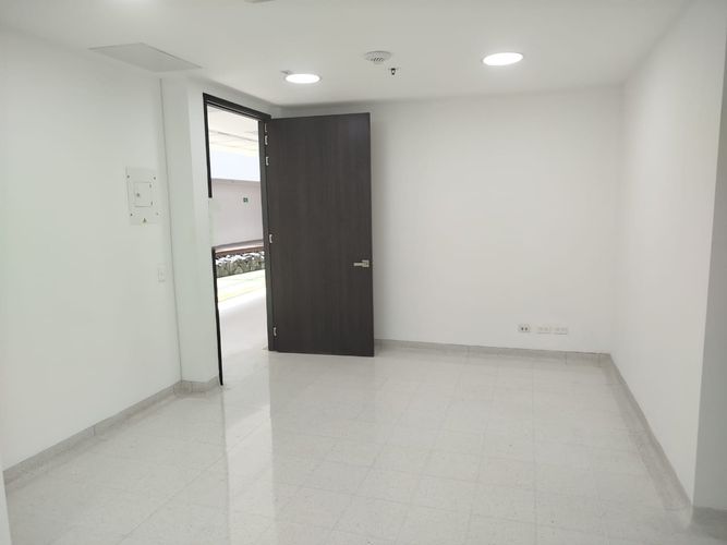 Consultorio en arriendo en San Diego, Medellín, 49 m² · foto 10 de 12