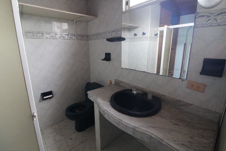 Casa de 10 alcobas en venta en San Alonso, Bucaramanga, 350 m² · foto 13 de 22