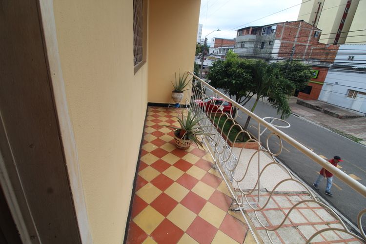 Casa de 10 alcobas en venta en San Alonso, Bucaramanga, 350 m² · foto 18 de 22