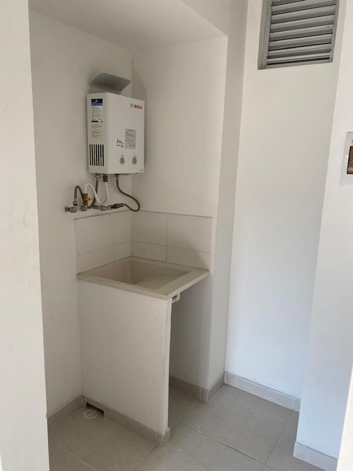 Apartamento de 3 alcobas en venta en Jordan, Ibagué, 84 m² · foto 13 de 16