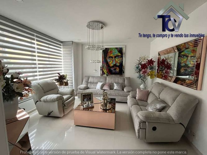 Casa de 4 alcobas en venta en Mediterrane, Floridablanca, 212 m² · foto 4 de 14