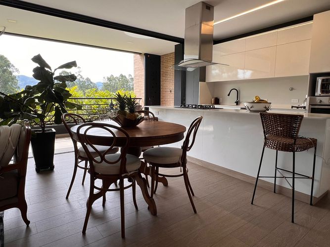 Apartamento de 2 alcobas en arriendo en Llano Grande, Rionegro, 160 m² · foto 3 de 15