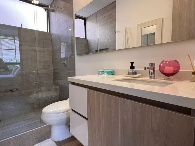 Apartamento de 2 alcobas en arriendo en Llano Grande, Rionegro, 160 m² · foto 11 de 15